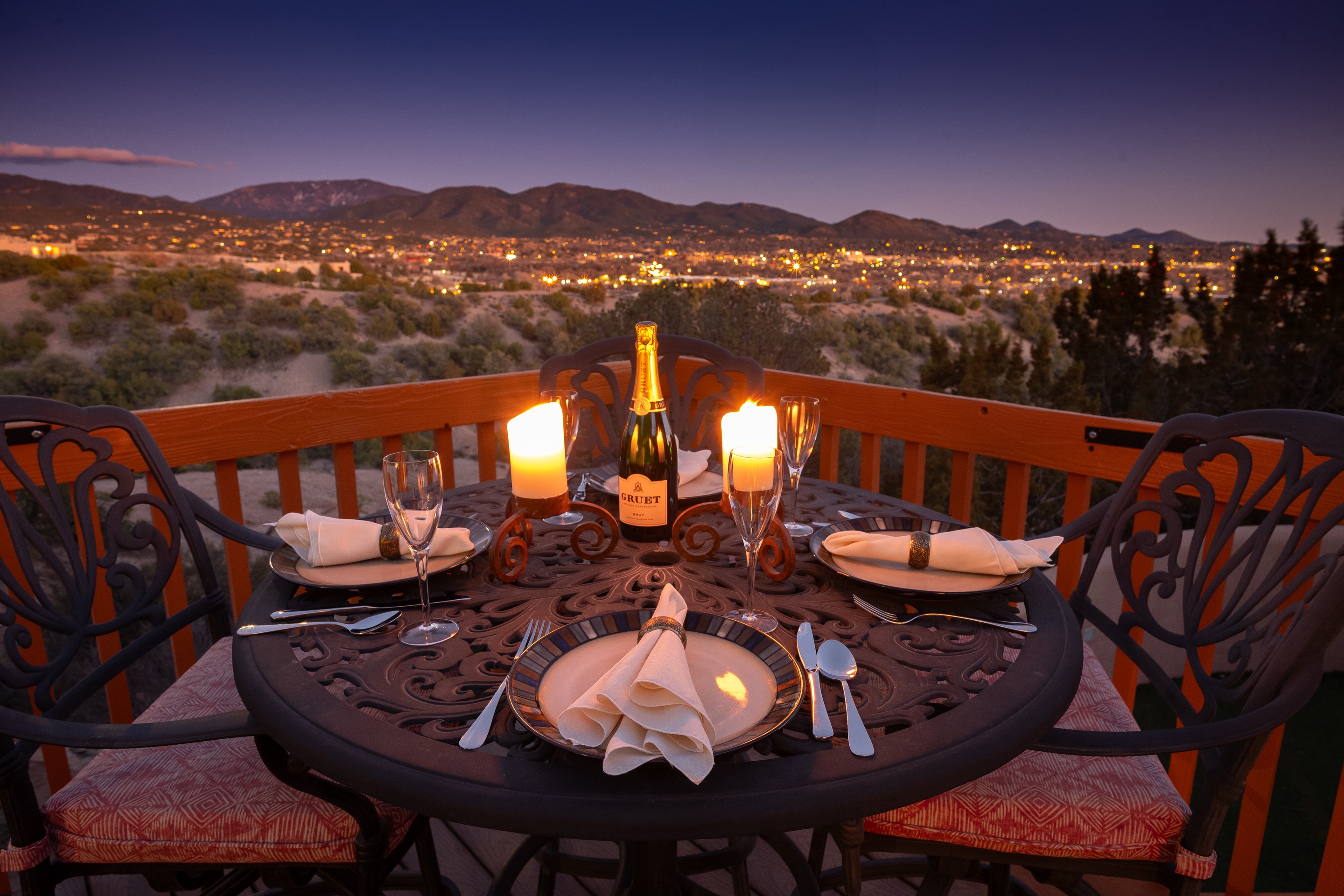 Luces de la Ciudad | Home Rental | Santa Fe, NM