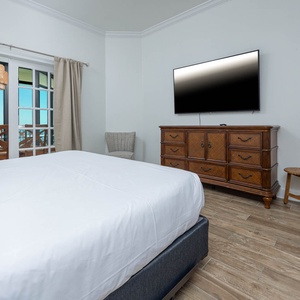 Relax after a fun beach day and stream your favorite shows from the cozy king bed in the master suite