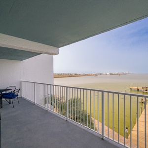 Compass Point 203-04