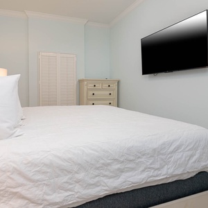 Unwind after a day at the beach in a cozy king bed and stream your favorite shows in the master
