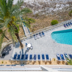 Admiral Quarters 402-12