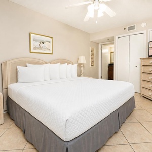 Cozy guest suite with a king bed where you unwind and stream your favorite shows in comfort