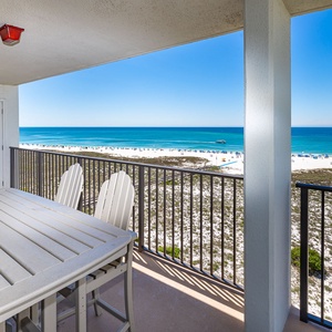 Take in the vibrant blues of the gulf as a gentle breeze cools you on your balcony during the day