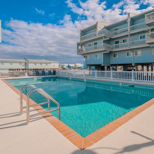 Summer House West Property-05