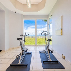 Pedal your way to a great workout on the stationary bikes while enjoying stuffing Gulf views through the floor-to-ceiling windows