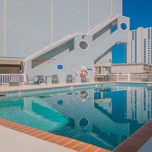 Summer House West Property-03