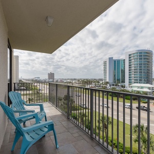 P10-501-11 - 04-2018