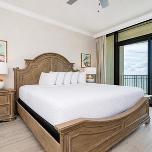Experience restful nights in this master suite with a king bed and beachfront balcony access