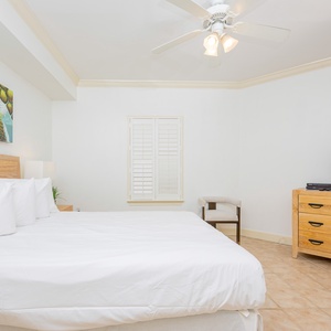 Cheerful queen guest suite with fun turtle decor and a soothing vibe complement your vacation