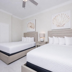 Unwind in this relaxing queen guest suite and drift off into a peaceful slumber