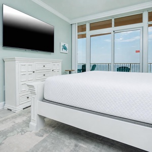Unwind after a day at the beach and stream your favorite shows in the master and wake up to seagulls and gentle waves