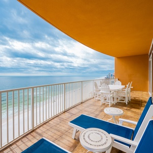 Experience seemingly endless coastline views of the horizon as waves lap the shore and the sun glistens over the water