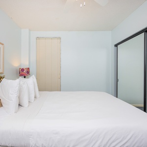 Pelican Pointe 1404-23