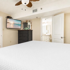 Unwind in this soothing king suite and enjoy your favorite show as you relax for the evening