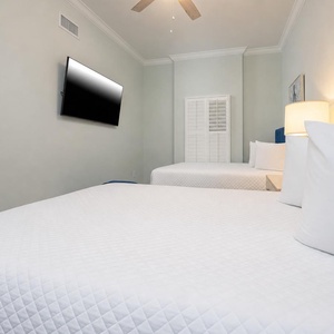 Curl up on the queen bed, read under the bedside lamp, or watch your favorite show