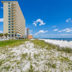 Crystal Shores West Amenities-04