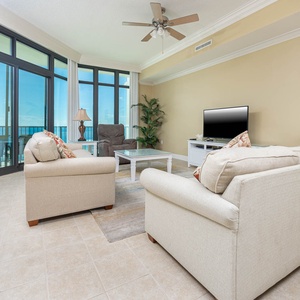 Settle into plush seating and unwind with family while enjoying breathtaking views and a good movie
