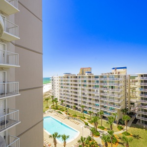 Tradewinds 806-8