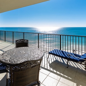 Lounge on your balcony overlooking the stunning gulf coastline and doze to the sound of waves and seagulls
