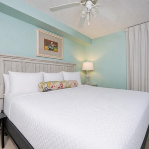 Phoenix All Suites Hotel 706, Gulf Shores, Alabama, beach front, 1 fully equipped hotel suite on the 7th floor