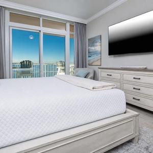 Unwind after a day at the beach and stream your favorite shows in the master and wake up to seagulls and gentle waves