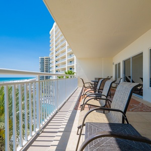 Admiral Quarters 402-7