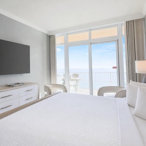 Wake up to the sights and sounds of the gulf from the king master suite for a peaceful retreat