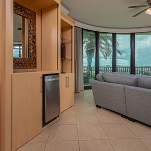 Grab a chilled drink from the fridge or create your favorite cocktail at the wet bar