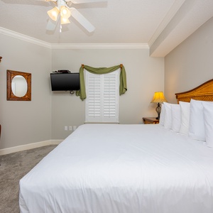 Experience peaceful nights in this cozy king guest suite, where soft bedding invites you to unwind