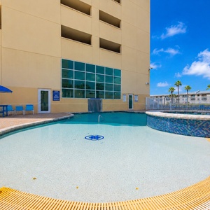 Crystal Shores West Amenities-21