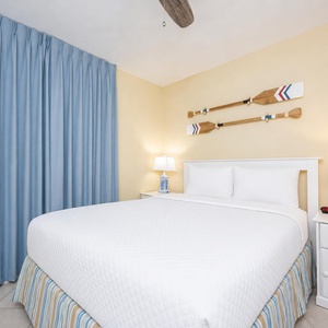Relax in the queen suite as gentle lamps glow and the peaceful room sets the mood for restful sleep