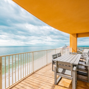 Phoenix Orange Beach 1601-1, Orange Beach, Alabama, beach front, 1 bedroom lock off option from a 4 bedroom on the 16th floor