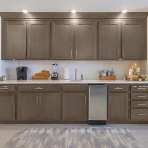 Enjoy mixing drinks at the wet bar, using the blender, or brewing your favorite cup of coffee