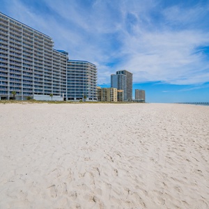With plenty of beautiful sandy beach right in front of the Lighthouse condo, you'll have everything you need for the perfect beach vacation