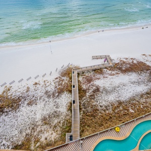 Discover the refreshing pool area with gradual entry indoor, indoor hot tubs, a winding lazy river and thrilling waterslide