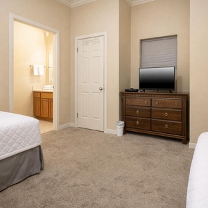 Unwind in this guest suite and stream your favorite shows or enjoy a good movie after a beach day