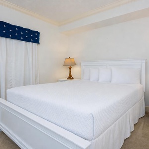 Unwind in this relaxing queen guest suite and drift off into a peaceful sleep