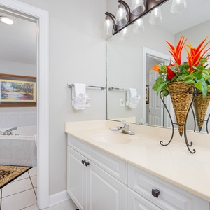 Admiral Quarters 402-22