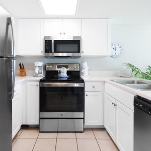 Discover a hotel kitchen that brings home to the beach with you and enhance your beachfront hotel experience