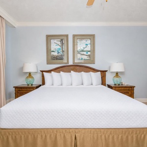 Unwind after a fun vacation day and stream your favorite shows in the king master suite