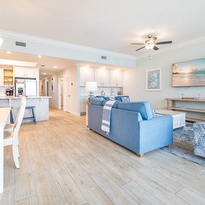 Spacious condo with open floor plan, perfect for friends and family