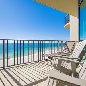 Lounge on your balcony overlooking the stunning gulf coastline and doze to the sound of waves and seagulls