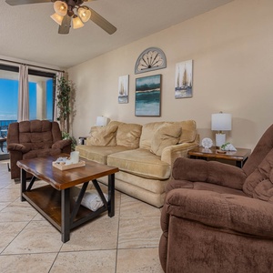 Phoenix X 908, Orange Beach, Alabama, beach front, 1 bedroom 1.5 bath condominium on the 9th floor