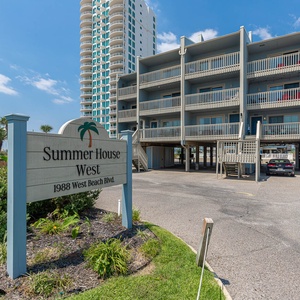 Summer House West, 1988 West Beach Blvd, Gulf Shores, Alabama 36542, lagoon view condominium