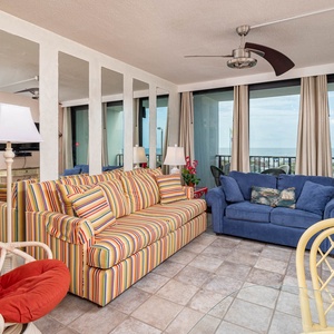 Island Winds West 178 Gulf Shores, Alabama, beach front, 2 bedroom condominium
