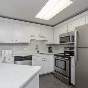 P10 1012 06   04 2018