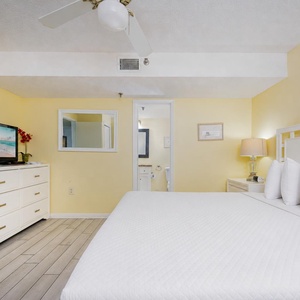 Crisp king suite welcomes you to rest and enjoy streaming your favorite show in comfort