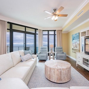 Phoenix West 604, Orange Beach, Alabama, beach front, 3 bedroom condominium on the 6th floor