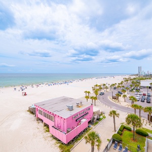 Phoenix All Suites Hotel 405, Gulf Shores, Alabama, beach front, 1 bedroom wheelchair accessible hotel suite on the 4th floor