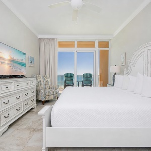 Rest on fluffy bedding in the king master suite and enjoy your favorite shows, then step on the balcony to feel the breeze